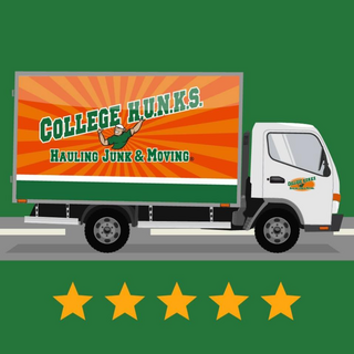 collegehunkshaulingjunk.com logo